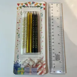 شموع ثلاث الوان